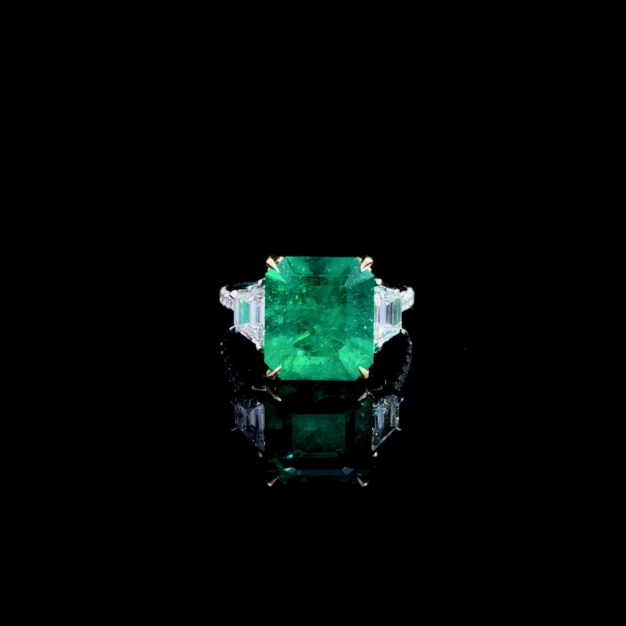 3 Stone emerald ring