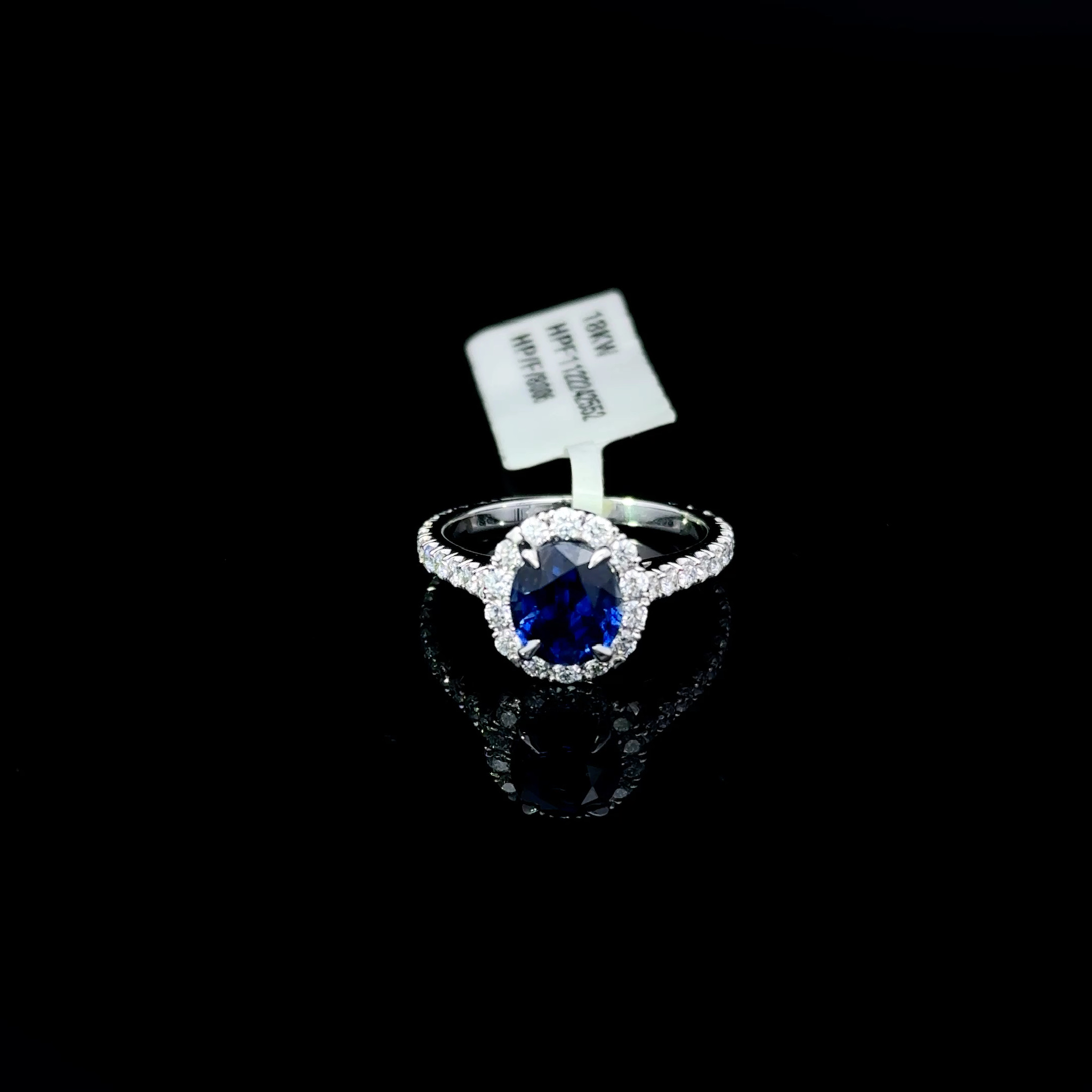 SINGLE HALO BLUE SAPPHIRE